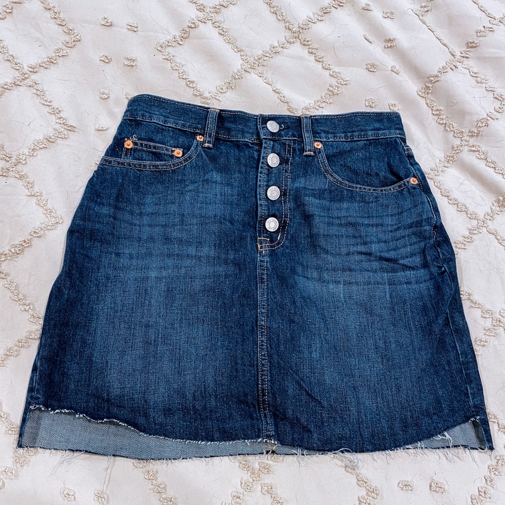 Gap Denim Skirt. Size 27